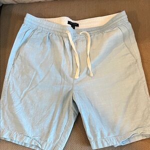 Banana Republic Light Blue  linen deck 8” shorts
